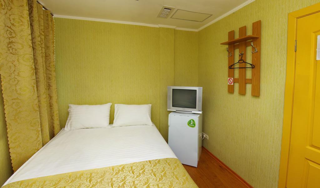 Tokyo Star Economy Hotel 오데사 외부 사진