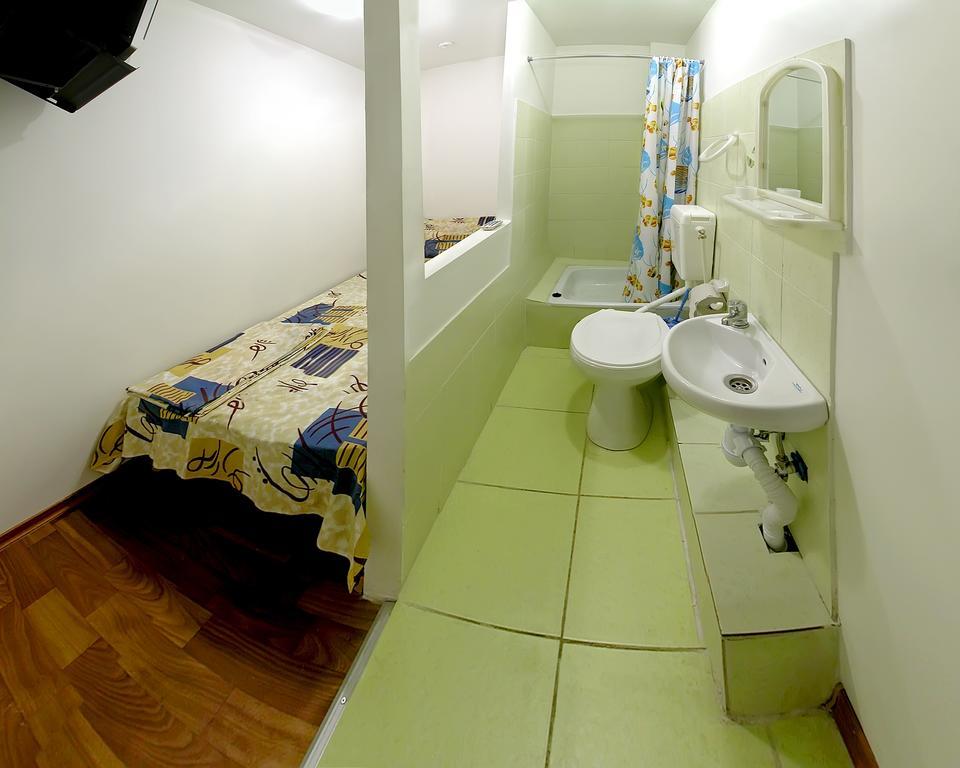 Tokyo Star Economy Hotel 오데사 외부 사진